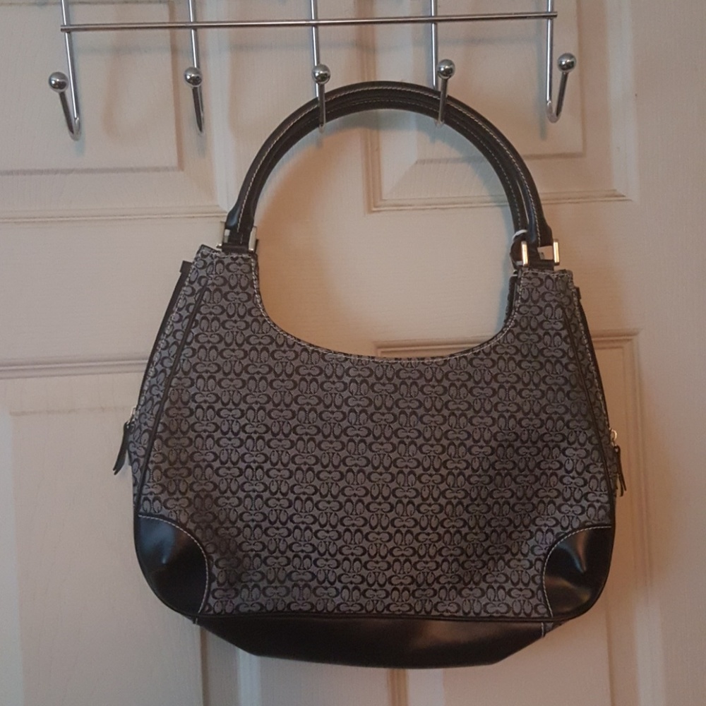 Purse - Picture 2 of 4